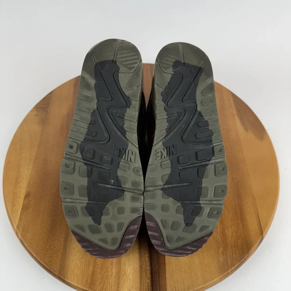 Mens‎ Nike Air Max 90 GORE-TEX Medium Olive Comfort Sneakers Shoes Size 10 M GUC